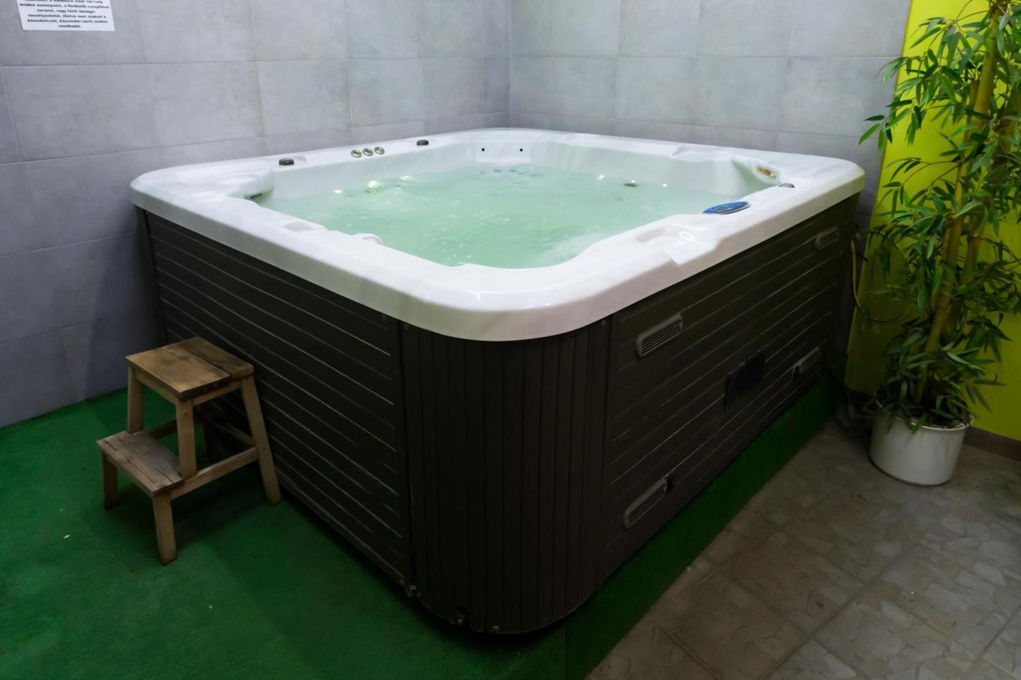Korona 3*
