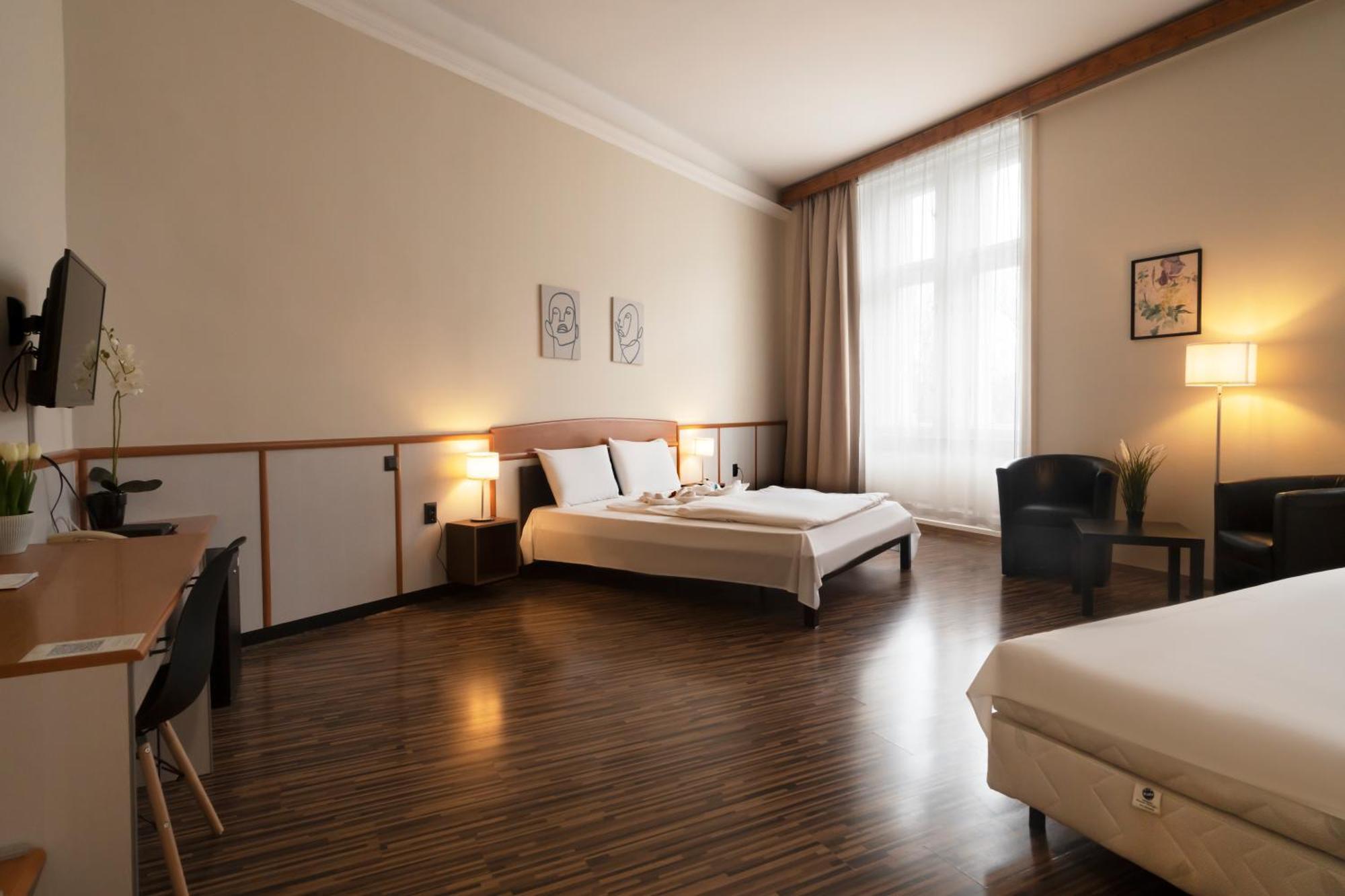 Korona 3*