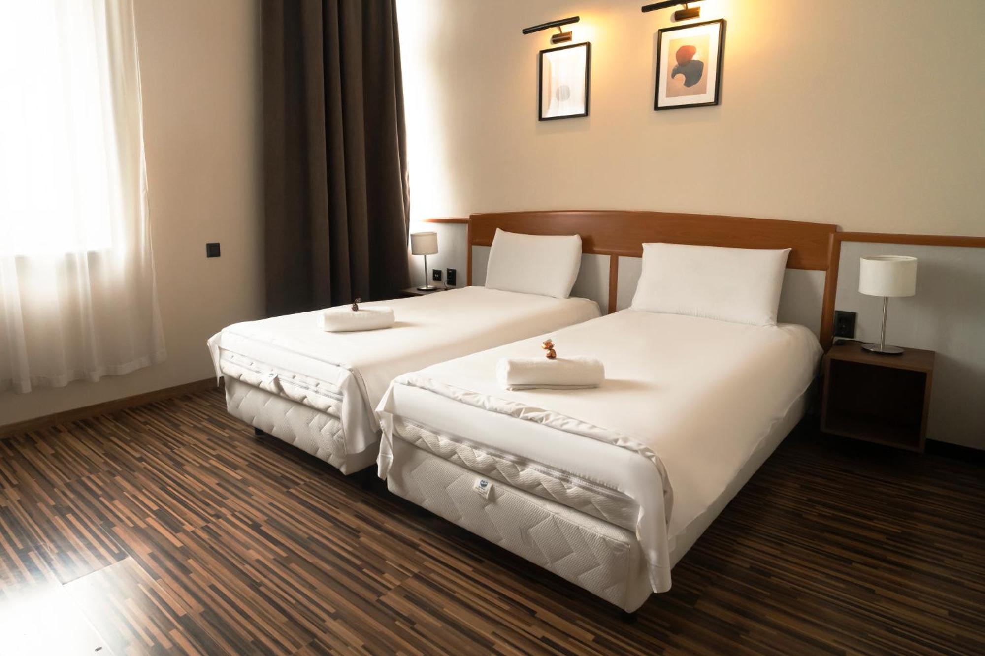 Korona Hotel 3*