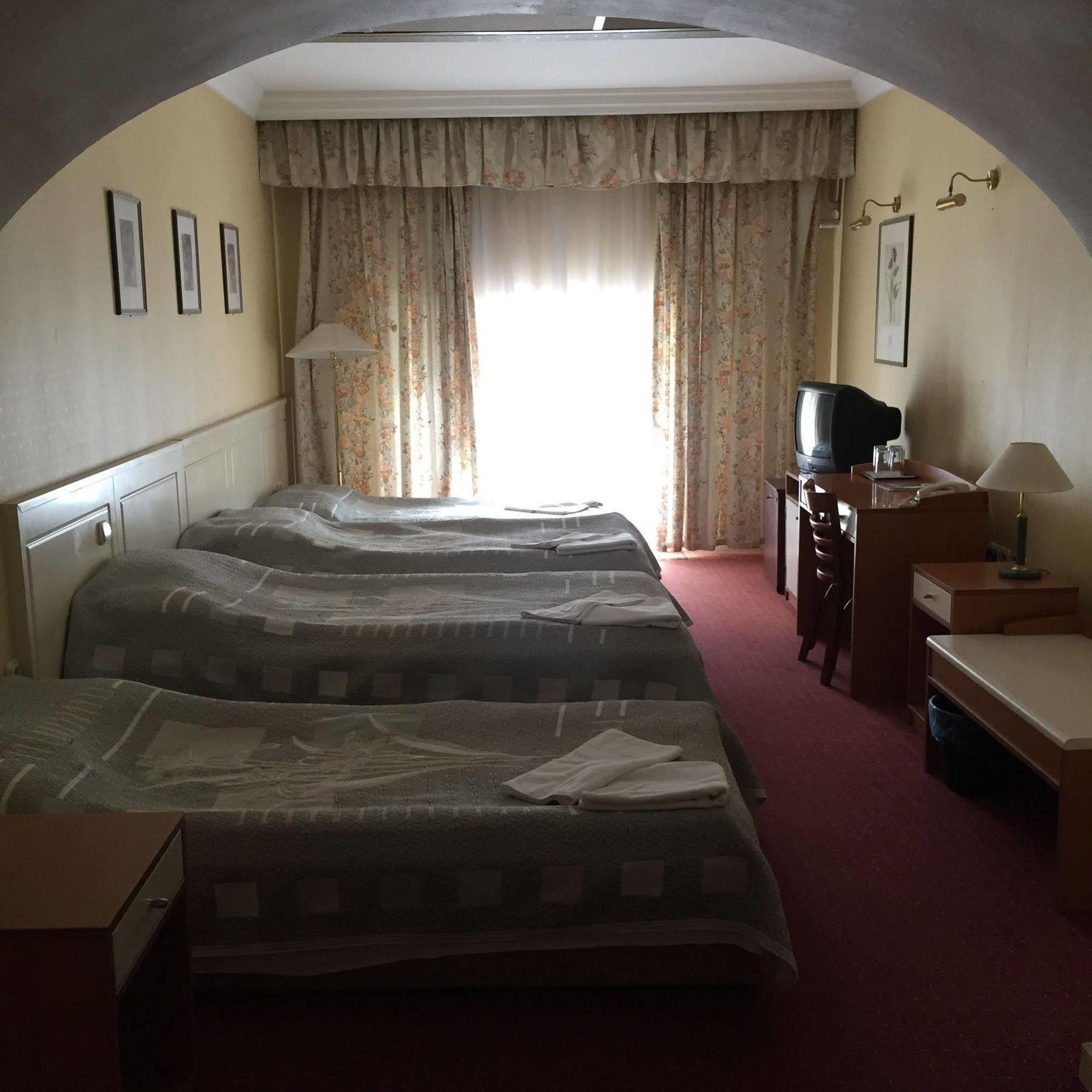 Korona 3*